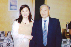 深圳康利石材集團董事長——王翠霞女士 深圳康利石材集團董事長——王翠霞女士