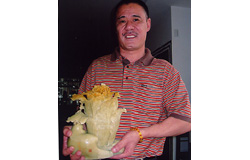 石雕大師牛克思為我國石雕界創(chuàng)造“三個第一” 石雕大師牛克思為我國石雕界創(chuàng)造“三個第一”