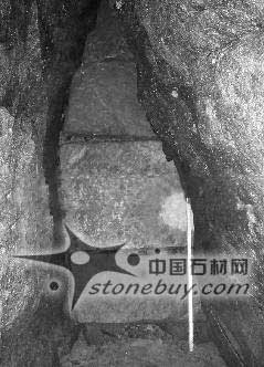 虎丘劍池“六青石”藏千古謎  虎丘劍池“六青石”藏千古謎